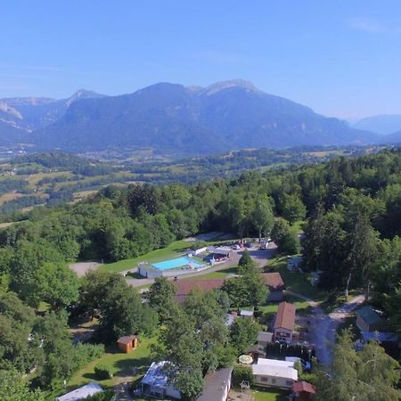 Hotel Team Holiday - Camping Le Balcon De Chartreuse Miribel-les-Échelles Exterior foto